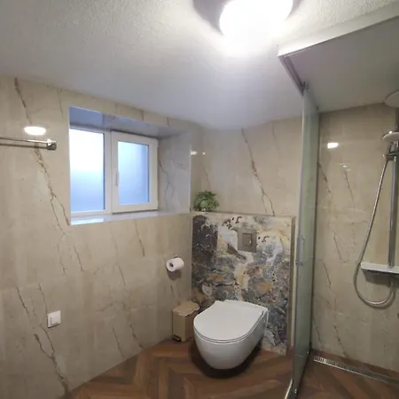 Guest Suzy Apartment